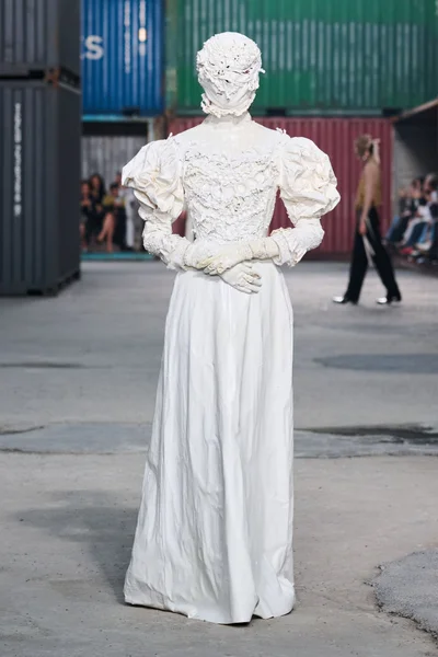 Look 20